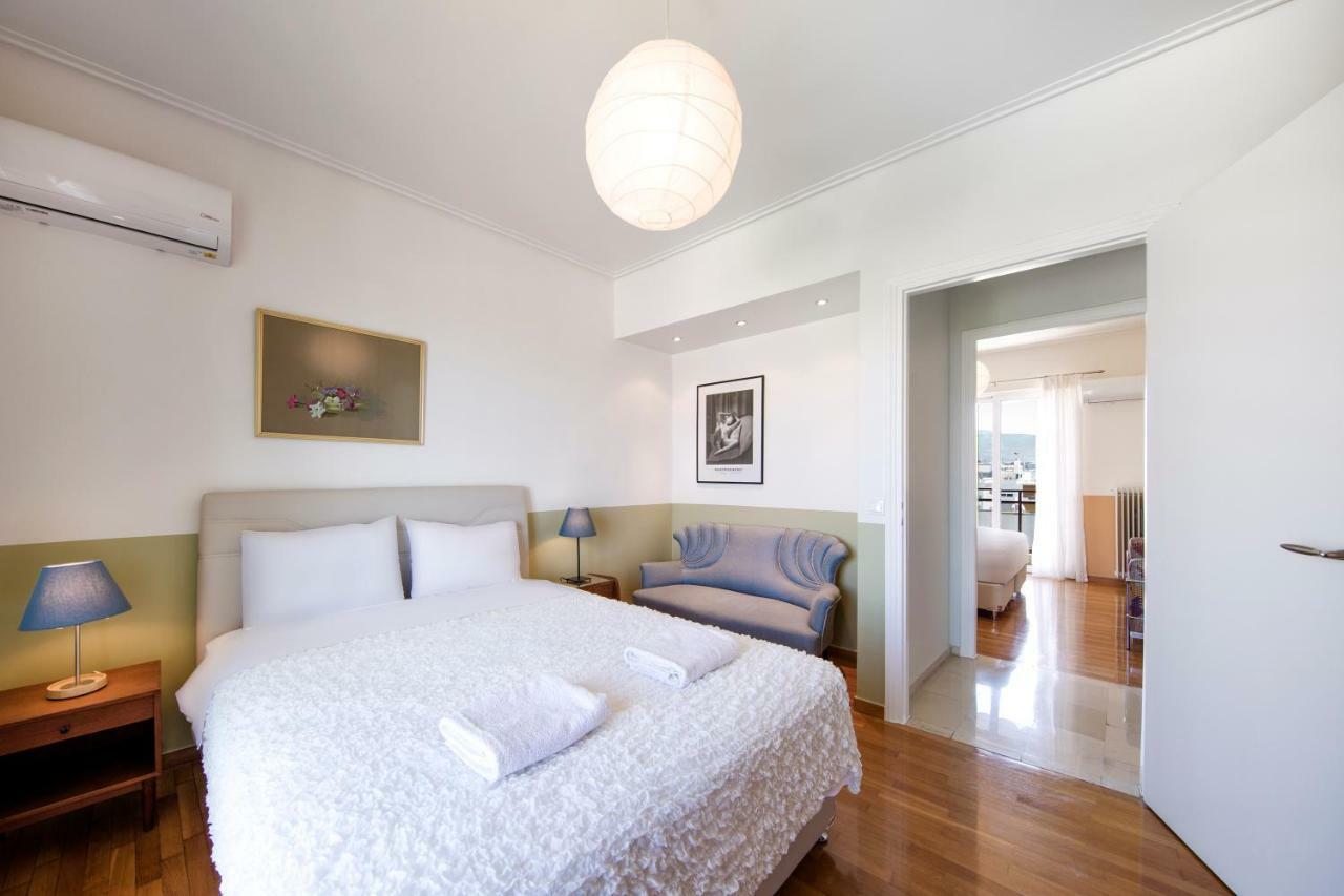 Walking In Alimos Apartment. Atena Exterior foto